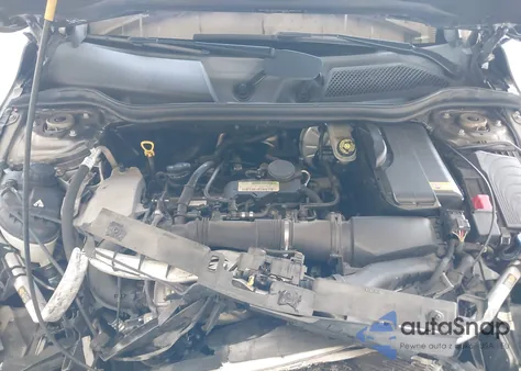 2015 Mercedes-Benz Cla 250 z USA, uszkodzony, nr VIN WDDSJ4EB2FN177691